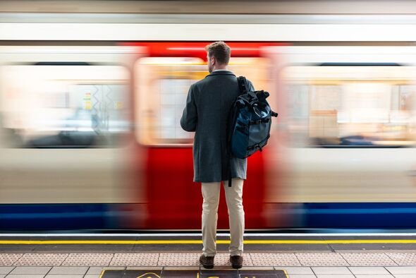 Over 6 Million UK Workers Earn Less Than Welfare Benefits Over 6 Million UK Workers Earn Less Than Welfare Benefits