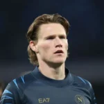 Malen Brace Steals Spotlight in Napoli-Roma Draw Sans McTominay