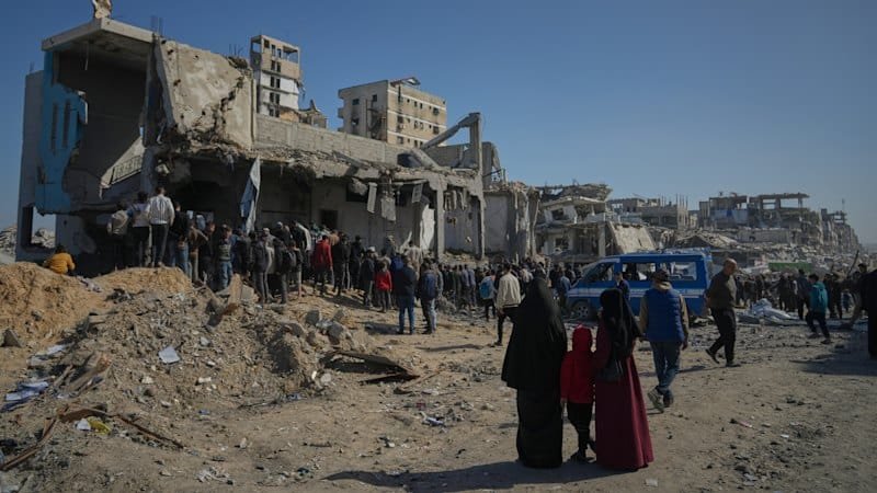 Israeli Strikes Kill 30 Palestinians in Gaza Before Rafah Crossing Reopens