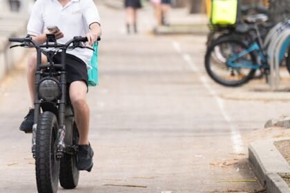 Queensland Labor Urges CCC Probe into E-Mobility Rebate Fraud