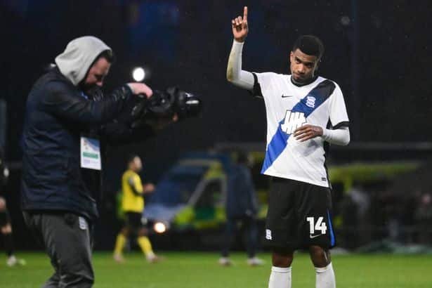 Birmingham City Clinch 2-0 Win at Oxford as Solis Shines on Debut