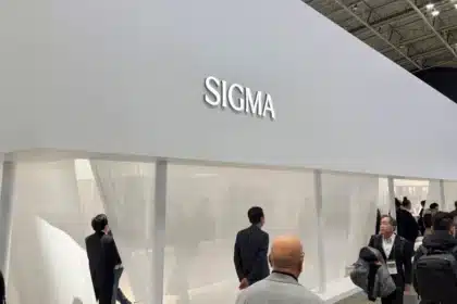 Sigma CEO Cautions on Compact Cameras, Highlights New Lenses