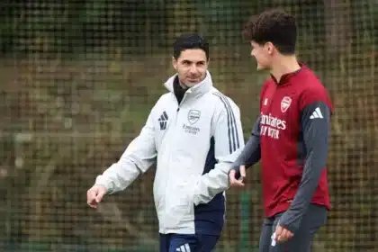 Alvarez Leaves Arsenal Transfer Door Open Amid Injury Crisis