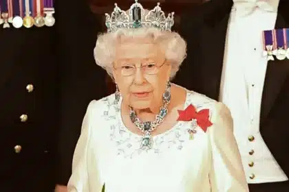 Queen Elizabeth II’s Strict Rule: Zero Mistakes at State Banquets