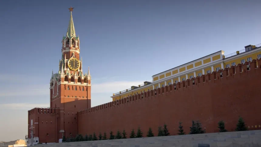 Kremlin Backs Trump: European Leaders Fall Short of WWII Giants