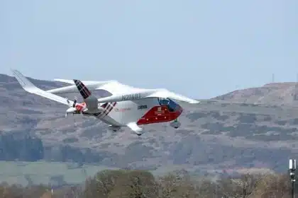 Loganair Launches UK’s First All-Electric Flight: Glasgow to Dundee