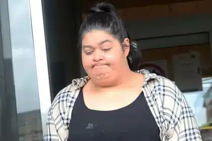 Fake Pregnancy Scammer Jailed 15 Months for £6k Extortion