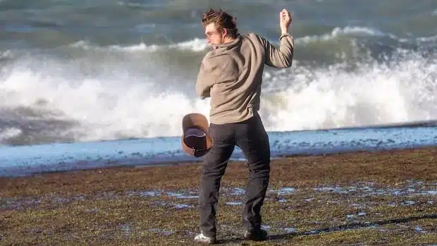 High Winds Disrupt Power for Thousands Across British Columbia