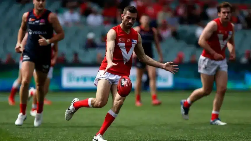 Leigh Ryswyk Overwhelmed by Support as First Gay AFL Player Leigh Ryswyk Overwhelmed by Support as First Gay AFL Player