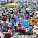 UK Easter Heat Hits 17C, Hotter Than Corfu After Snow