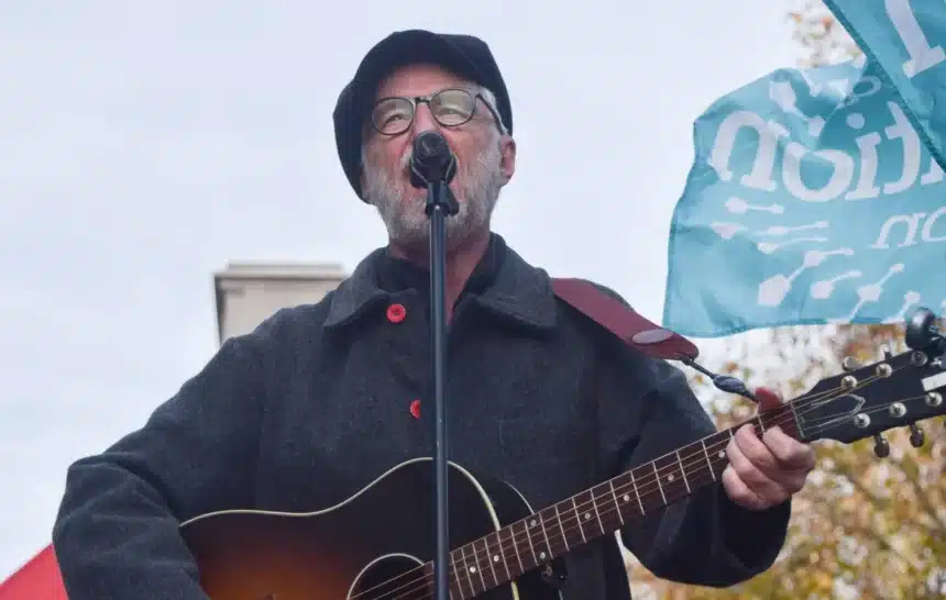 Billy Bragg: London Anti-Hate March Rejects Far-Right Shysters
