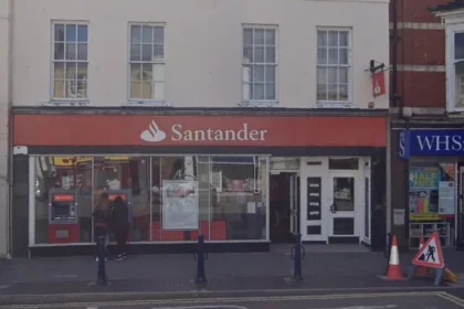 Santander Shuts 40 UK Branches April-May 2026: Full List