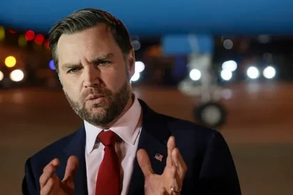 Trump Urges VP Vance to End Iran War Before Pakistan Peace Talks