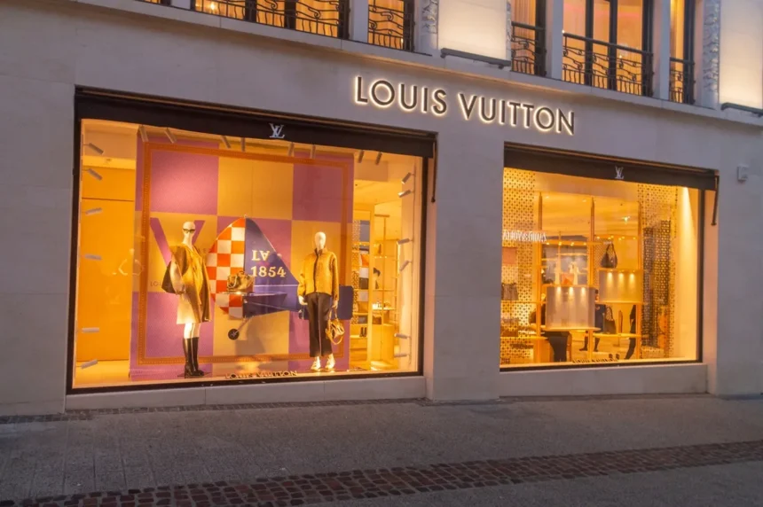 LVMH: Unrivaled Luxury Moat Fuels Buy Rating Despite Headwinds LVMH: Unrivaled Luxury Moat Fuels Buy Rating Despite Headwinds