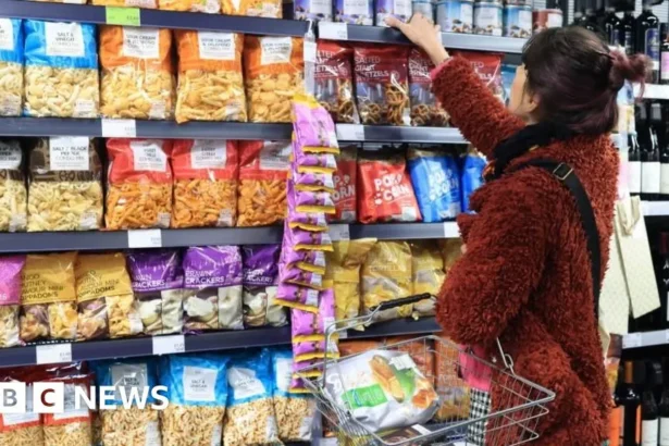 UK Economy Surges 0.5% in February, Beats Forecasts