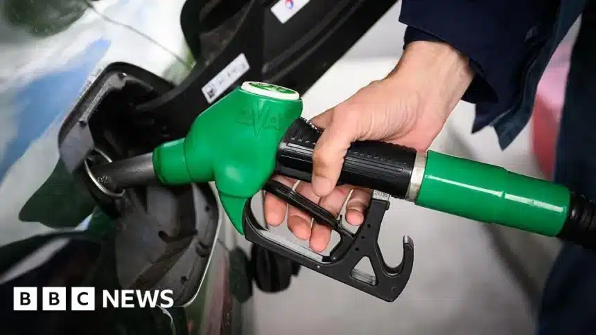 Oil Prices Surge 6-7% Amid US-Iran Strait of Hormuz Tensions