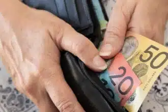 Cash Use Rises in Australia: First Increase Since 2007, RBA Data Shows