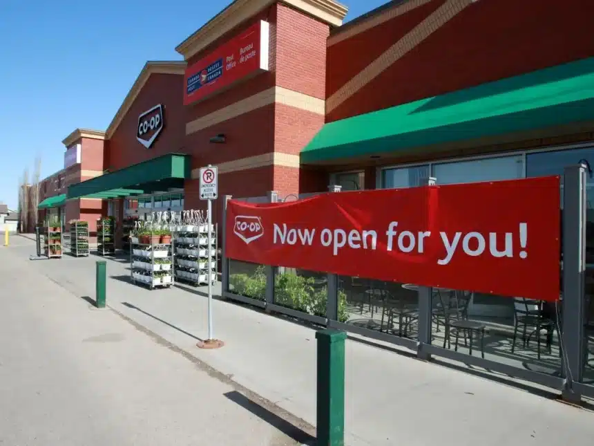 Western Canada’s Co-op Grocers Face Same Food Inflation Challenges