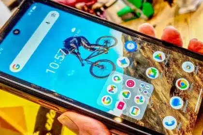 Ulefone RugKing 5 Pro Review: 20,000mAh Battery Powers Rugged Beast