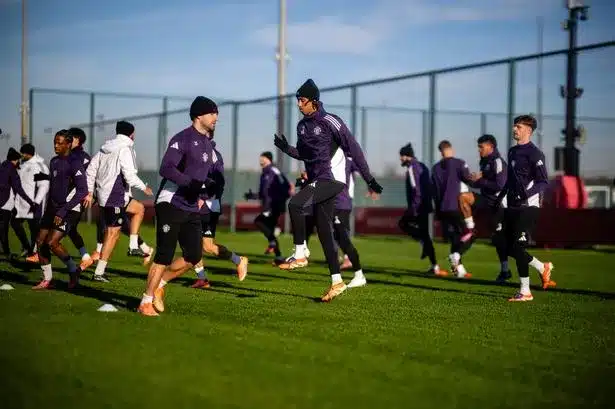 Man Utd Defender Yoro Misses Training; BBC Apologises to Scholes