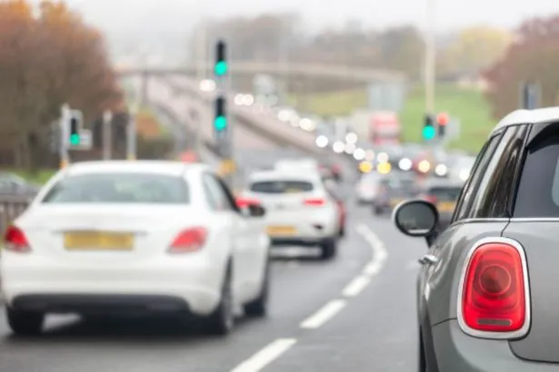 New UK Cameras Enforce Strict Phone Ban, 90% Drivers Admit Breaking Rule