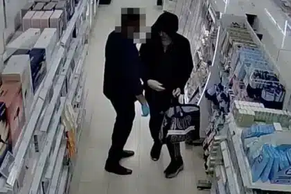 UK Shoplifting Surges to Record 530,000 Cases as Reoffending Soars