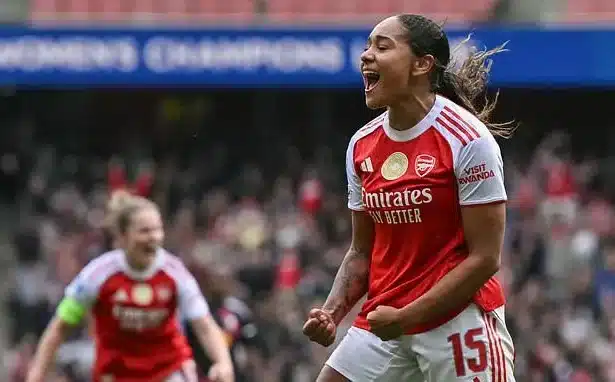 Olivia Smith Nets Winner as Arsenal Beats Lyon 2-1 in UCL Semi First Leg