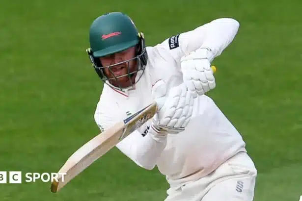 Tattersall’s 86* Drives Leicestershire to 500-5 Lead vs Glamorgan