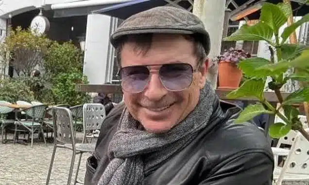 Fugitive Fraudster Karl Cronin Dies in Fall from Chelsea Window