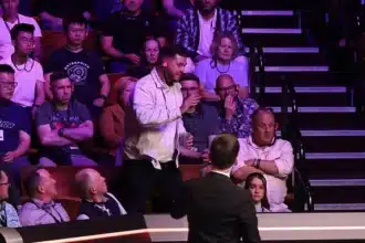 Snooker Fan Ejected from Crucible Semi for Epstein Files Shout
