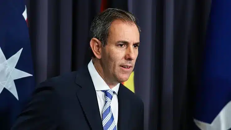 Budget Prioritizes Savings Amid War-Fueled Inflation Surge