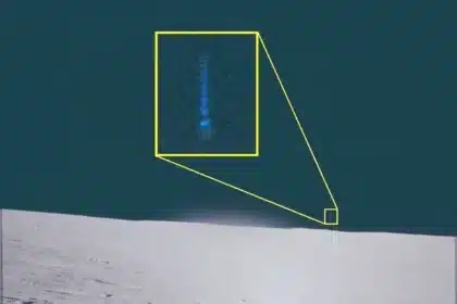 FBI UFO Files Expose 4ft Aliens, Nazi Saucers, Apollo 17 Sightings