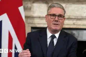Starmer Faces Party Revolt: Cabinet Split on PM’s Future
