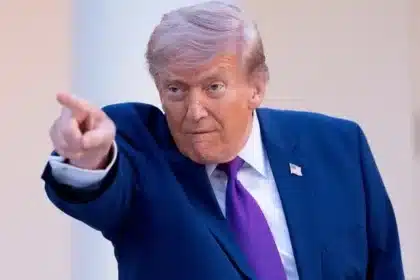 Trump Health Concerns Mount After Oval Office Drowsiness Incident