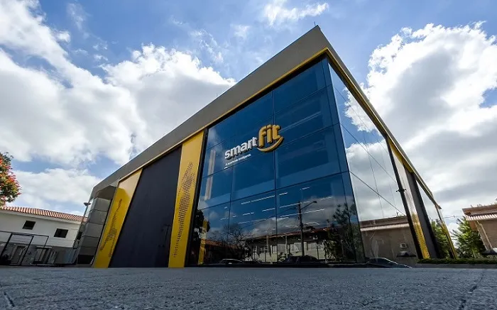 Smart Fit Q1 2026 Earnings: 25% Revenue Surge, Shares Jump 14.75% Smart Fit Q1 2026 Earnings: 25% Revenue Surge, Shares Jump 14.75%