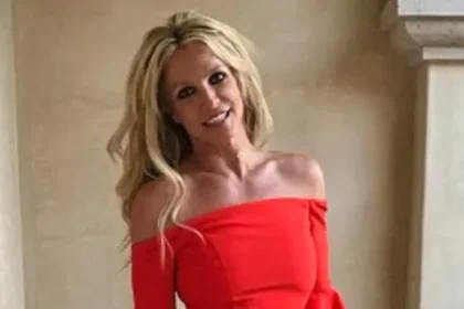 Britney Spears Sparks Chaos at LA Restaurant with Barking, Knife