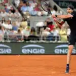 Zverev Survives Scare to Advance at French Open