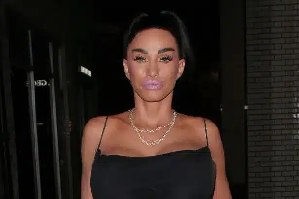 Katie Price Stars in New Comedy ‘Jackie the Stripper’ Katie Price Stars in New Comedy ‘Jackie the Stripper’