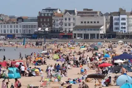 UK Braces for 30C Heatwave After Week of Rain