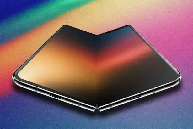 Apple Hints at Foldable iPhone Launch with New App Updates