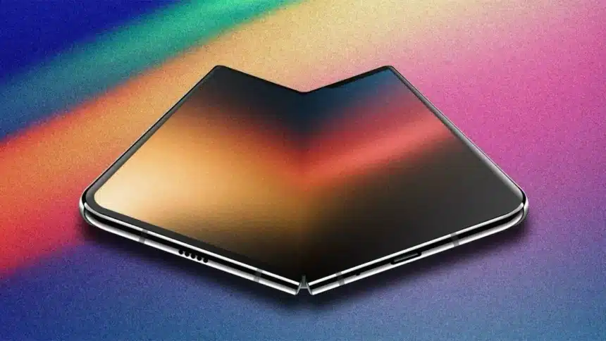Apple Hints at Foldable iPhone Launch with New App Updates Apple Hints at Foldable iPhone Launch with New App Updates