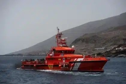 77 Migrants Rescued Near Lanzarote; Pope Calls for Migration Action