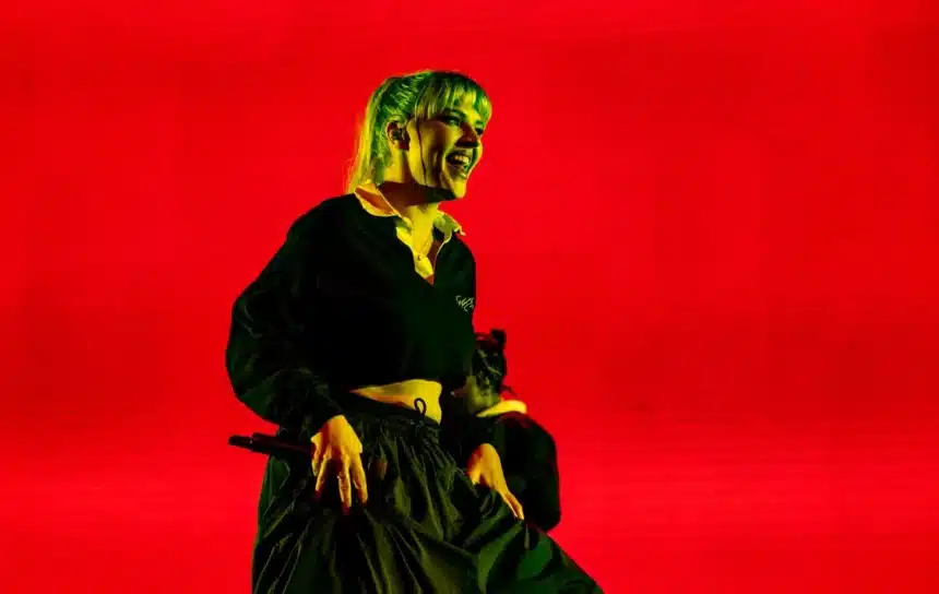 New London Venue Opens with Electrifying Performance