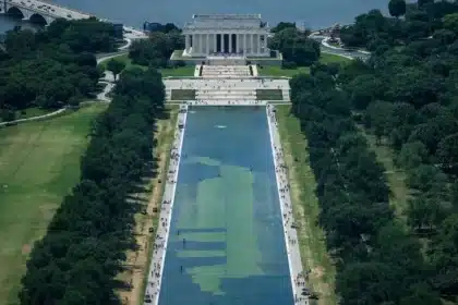 Reflecting Pool Renovation Woes: Arrests Made Amid Vandalism Claims