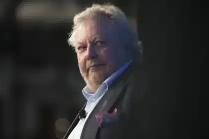 WiseTech Founder Denies Trafficking Claims Amid Investor Exodus