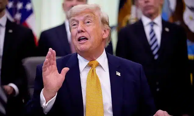 Oil Prices Drop as Trump Cheers Strait of Hormuz Flow