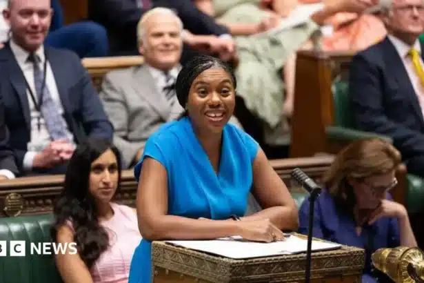 Minister Defends Fiery Commons Rhetoric, No Apology Issued