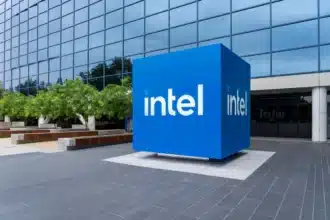 Intel Stock: Analyst Sees 33% Upside Potential