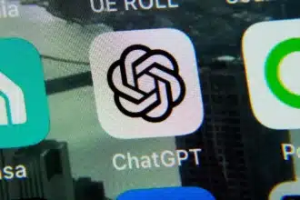 AI Chatbots in Dating: Your Wingman, Not Ghostwriter