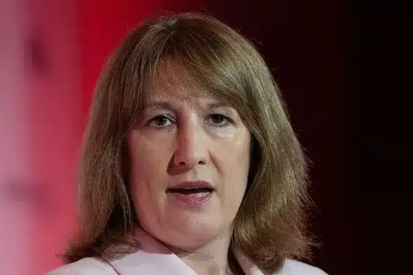 New ISA Tax Rules Spark Rush to Cash, Experts Warn